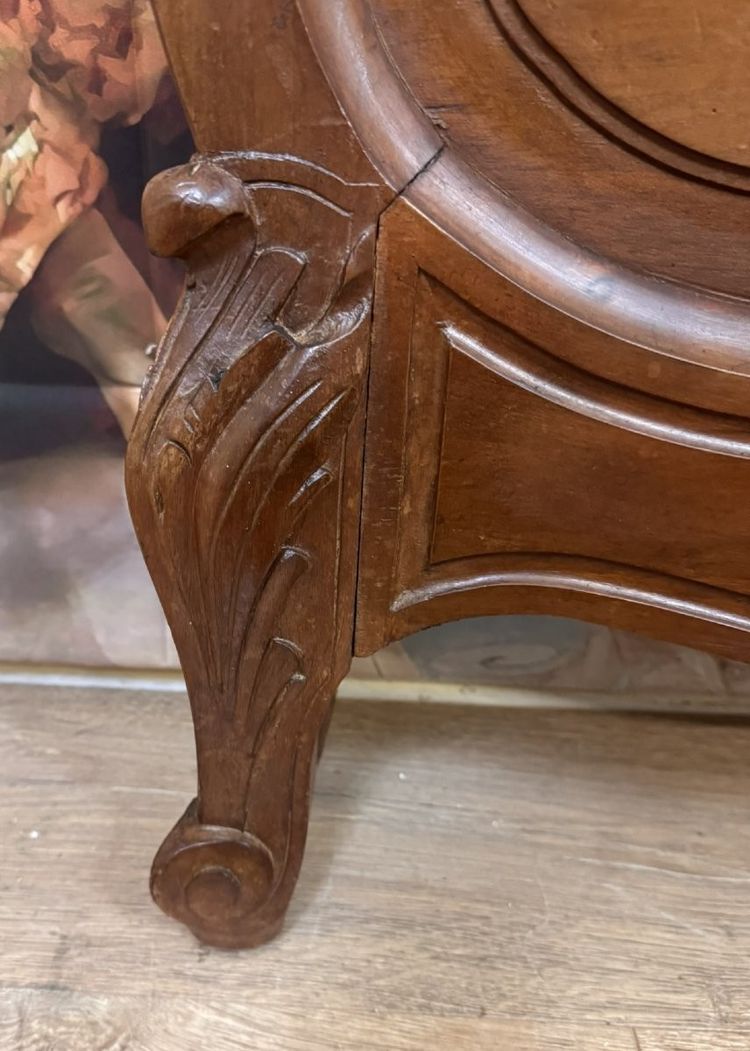 Lit de centre Style Louis XV En Noyer  