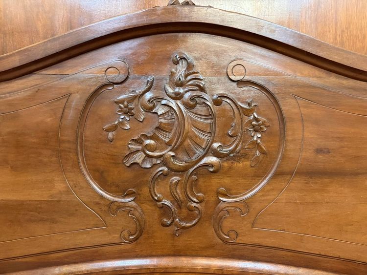 Lit de centre Style Louis XV En Noyer  