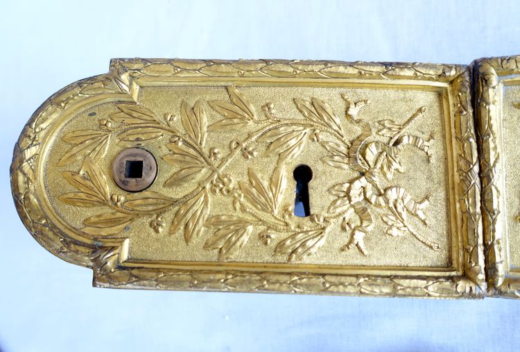Serrure de double porte de château / hôtel particulier en bronze doré, style Louis XVI