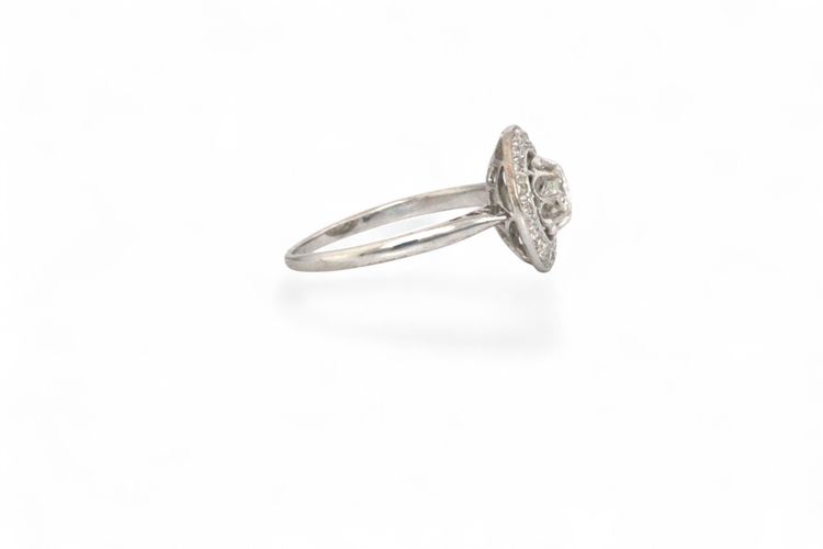 Anello con diamante Art-Deco
