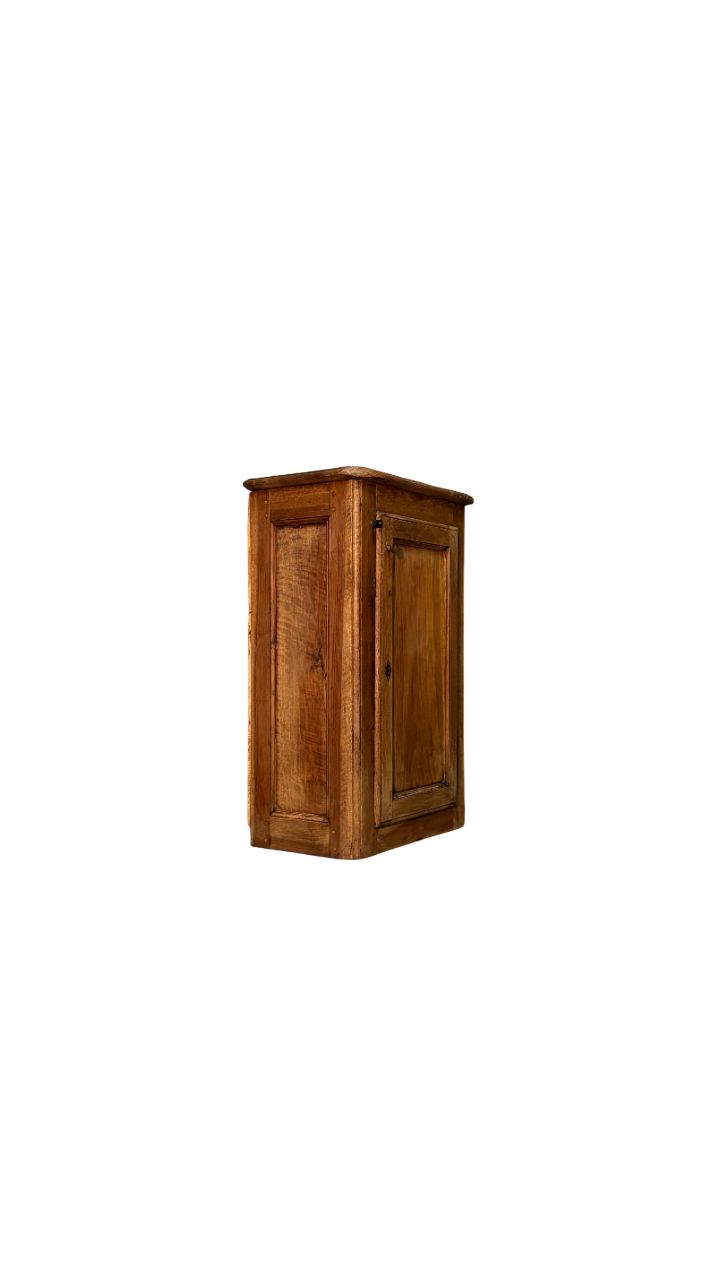 Cabinet offers sacristy 1800