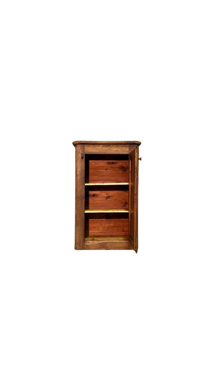 Cabinet offers sacristy 1800