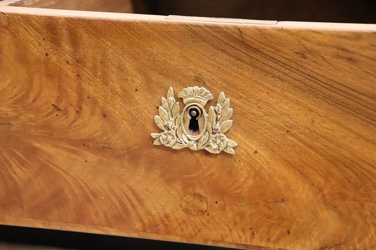 18th Century Desk In Walnut