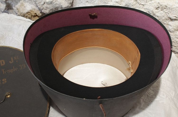 Cappello a cilindro e scatola originale, Bravard, fine XIX secolo