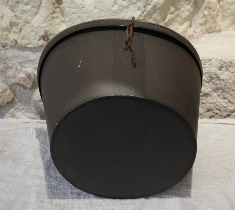 Cappello a cilindro e scatola originale, Bravard, fine XIX secolo
