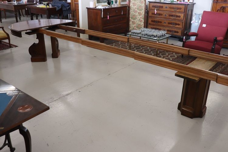 Table à manger ovale à rallonge en noyer du 19e siècle, longueur Mt 7.80