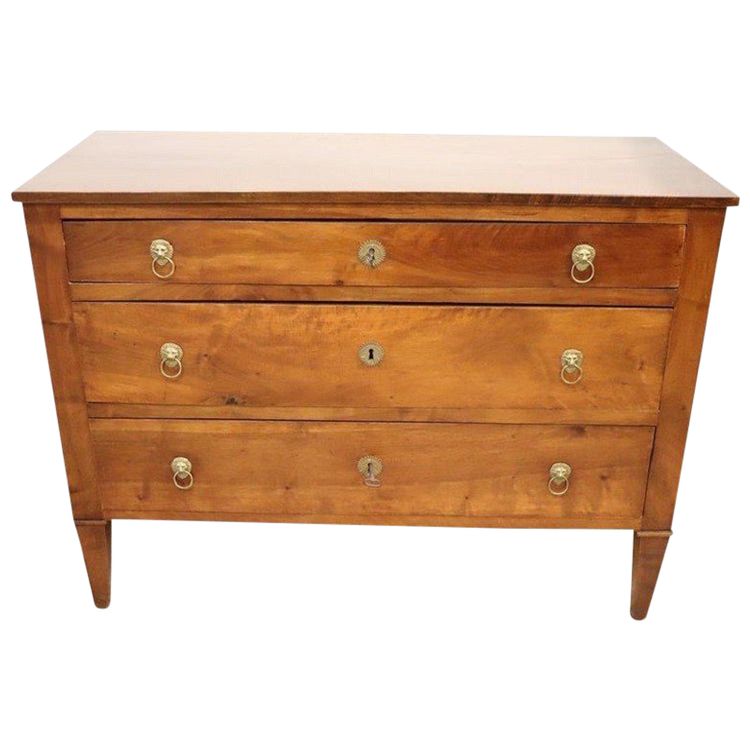 Commode ancienne en noyer massif, Italie 18e siècle