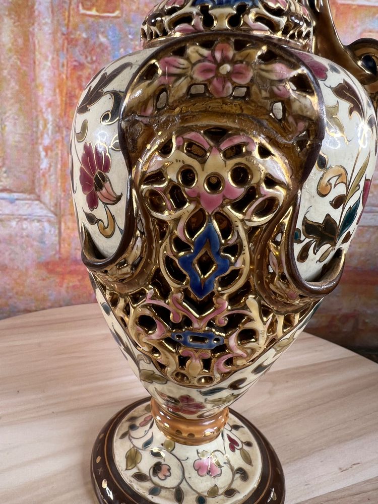 Orientalist openwork earthenware vase signed Josef Steidl - Vienna, late 19th century