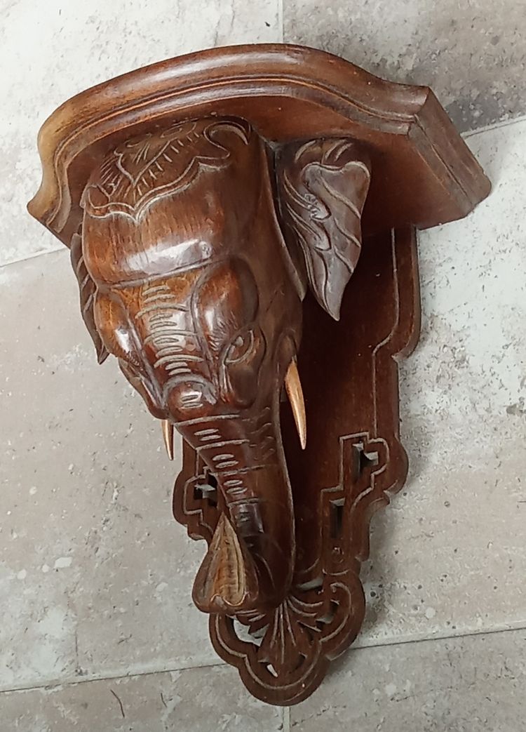 Ancienne console d applique étagère éléphant bois sculpté 
