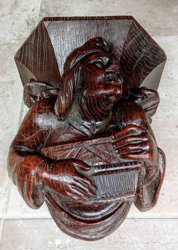 Ancienne console d applique étagère bois sculpté style néo gothique 