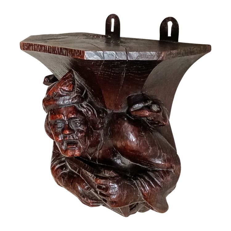 Ancienne console d applique étagère bois sculpté style néo gothique 