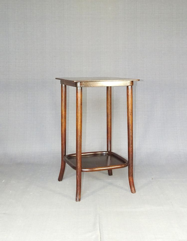 2 tavolini - Thonet N°286, 1925 circa