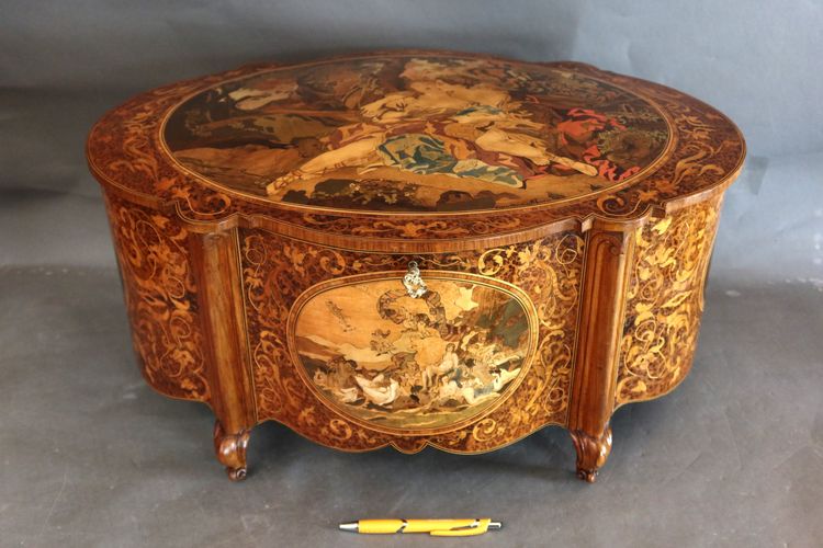 Large marquetry box