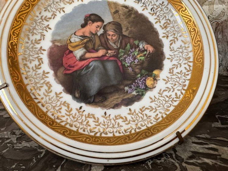 Pair of plates in D'Uzès porcelain