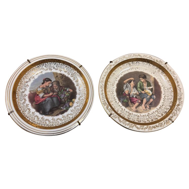 Pair of plates in D'Uzès porcelain