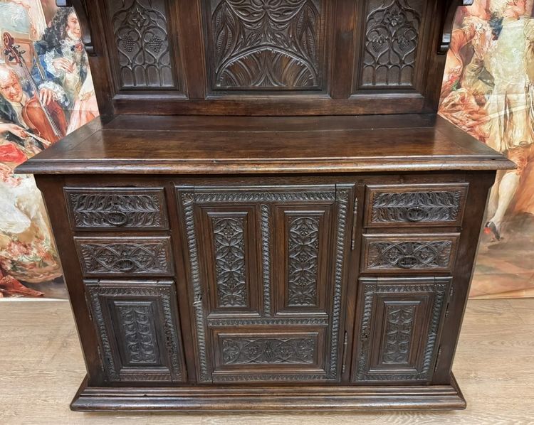 Cabinet Style Renaissance En Bois Sculpté vers 1850