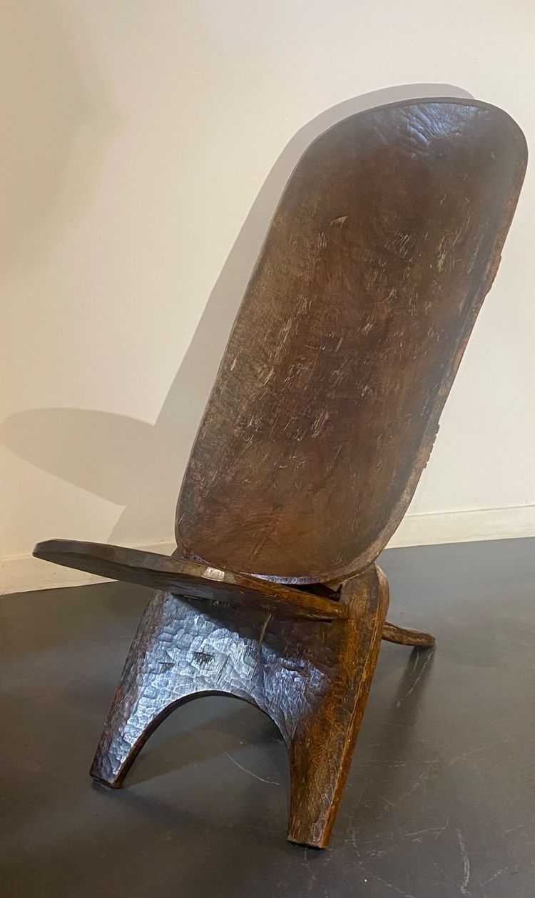 Chaise à palabres SENOUFO gravée 