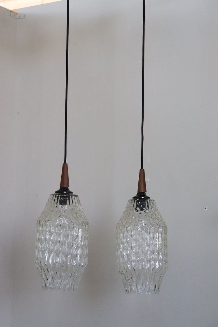Lampade a sospensione in vetro di Murano, anni '60, set di 2