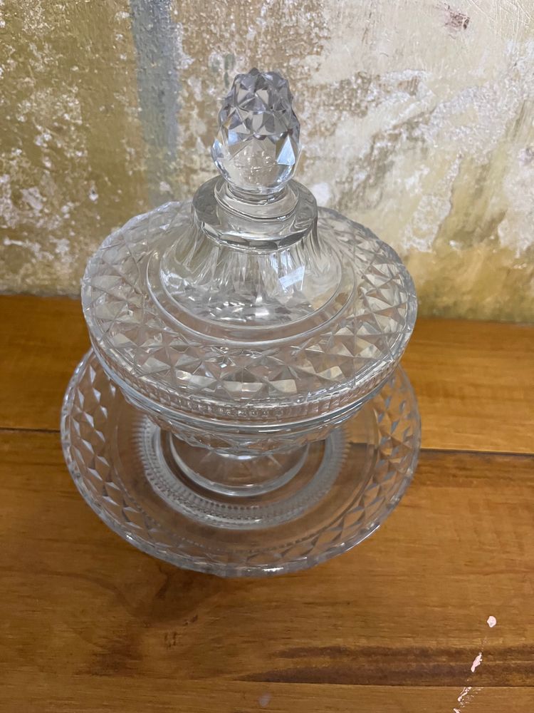Drageoir Kristall Diamantspitzen Baccarat 1825-1840