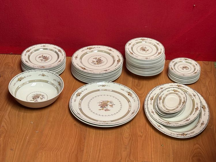 Royal Doulton Service