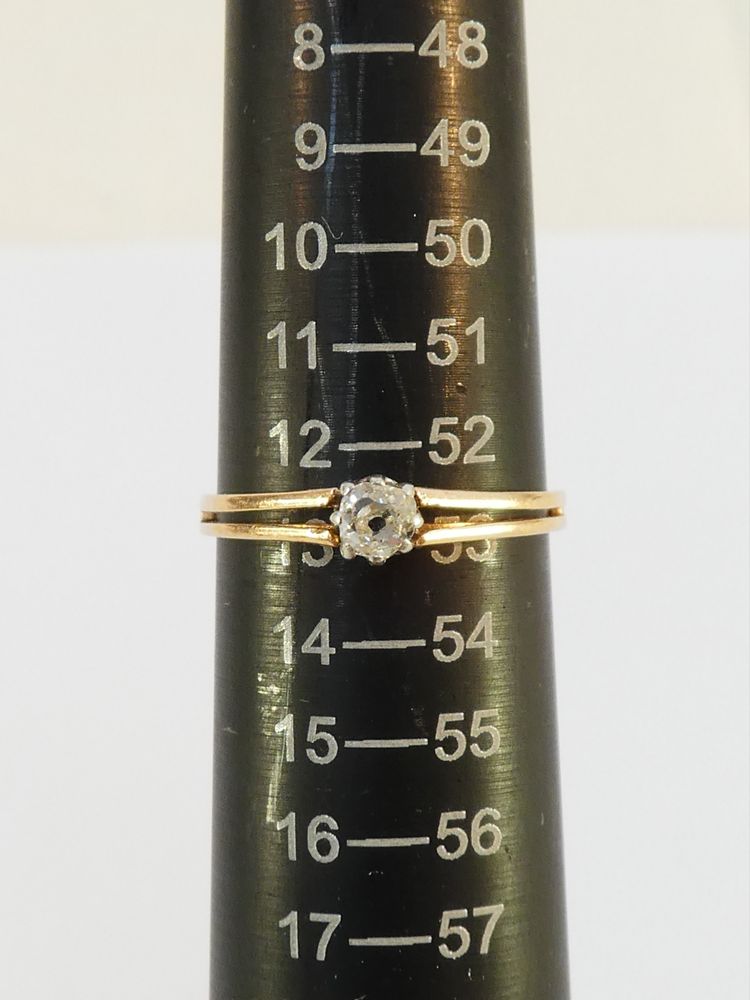 Bague solitaire en OR jaune 18 carats avec DIAMANT