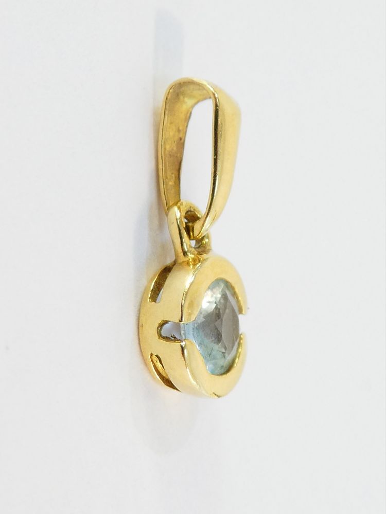 Pendente e orecchini con acquamarina in oro 750/1000