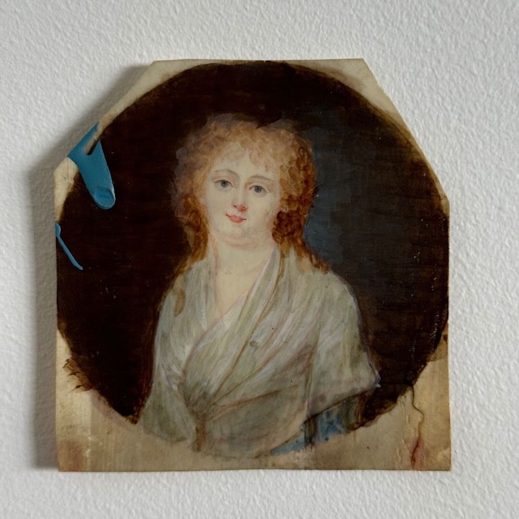 Hand-executed miniature of a young woman from the 18th century with red hair