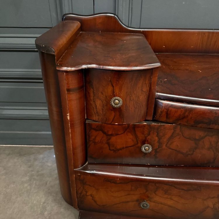 Cassettone in mogano fiammato Art Déco a 5 cassetti