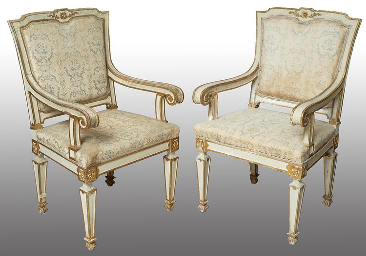 Salon de style Louis XVI en bois laqué et doré, 20siècle