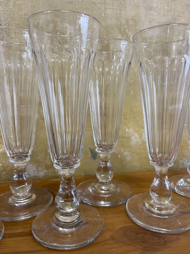 6 Napoleon III cut crystal champagne flutes