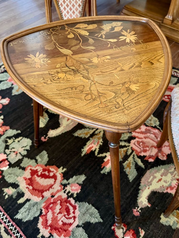 Art Nouveau pedestal table signed Gallé