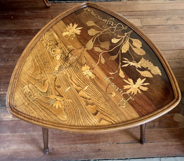 Art Nouveau pedestal table signed Gallé