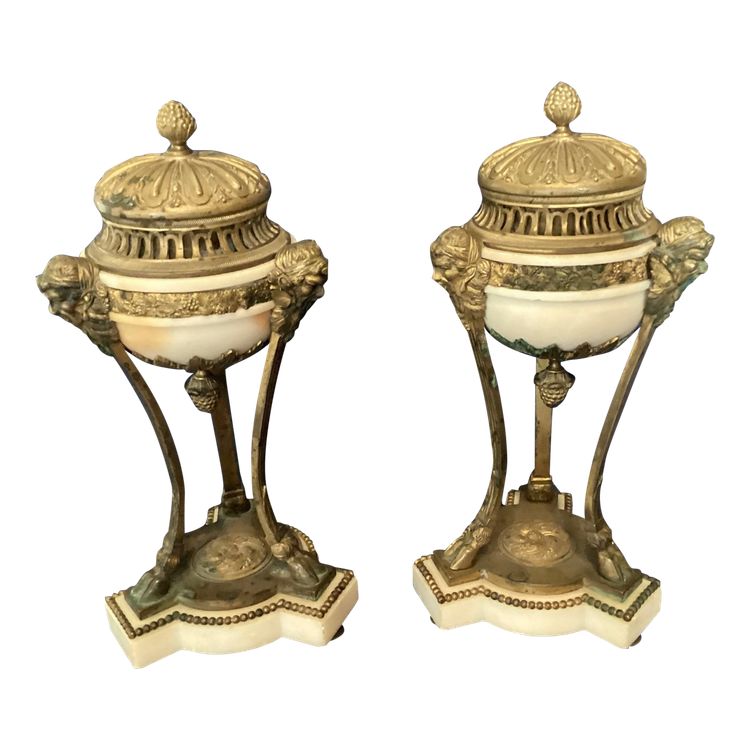 Paar Cassoletten mit Parfümbrenner