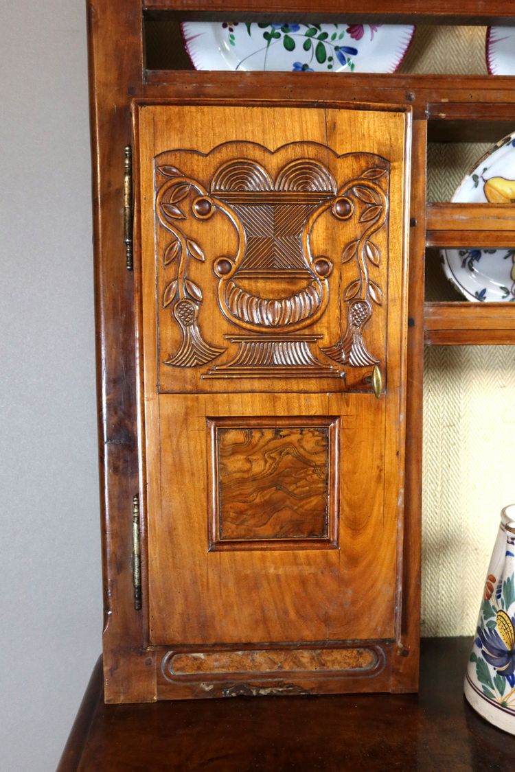 Buffet vaisselier XVIIIème siècle