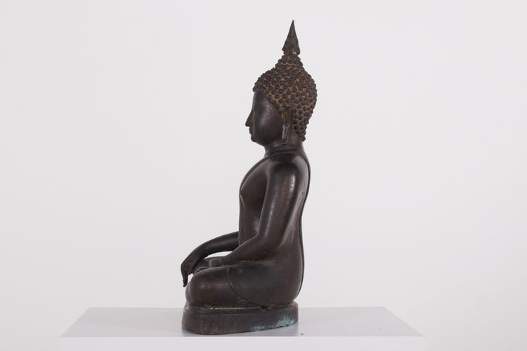 Shakyamuni Buddha in bronze