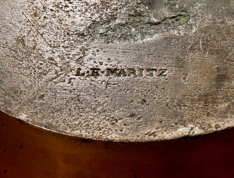 Di interesse per la farmacia: un rarissimo e grandissimo mortaio in bronzo.
