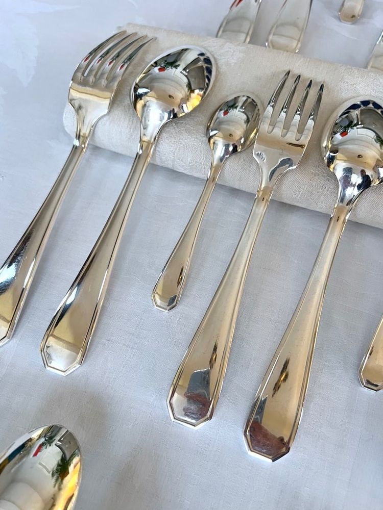 Ménagère Art Déco En Métal Argenté - Couverts De Table Coffret