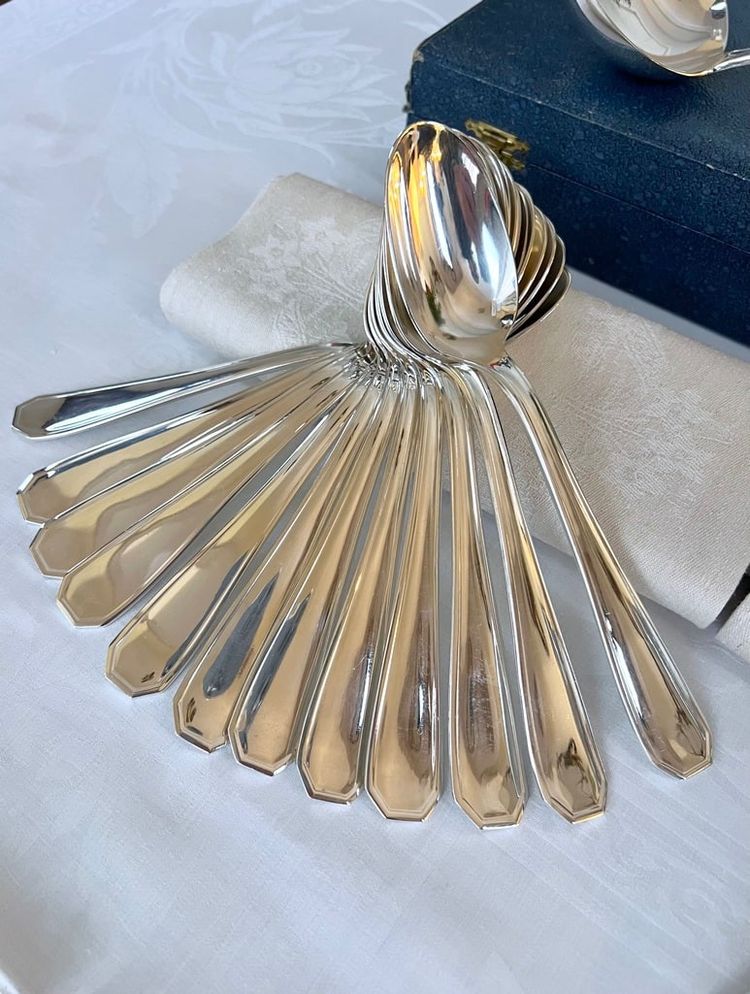 Ménagère Art Déco En Métal Argenté - Couverts De Table Coffret