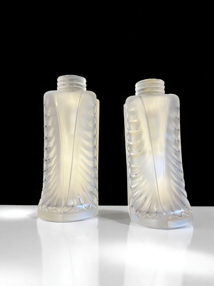 LALIQUE FRANCE PAIR OF MOLDED CRYSTAL "PALME" SCONCES (SIGNED)