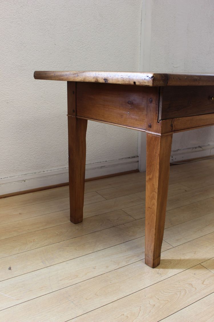 Table de ferme en noyer XIX 