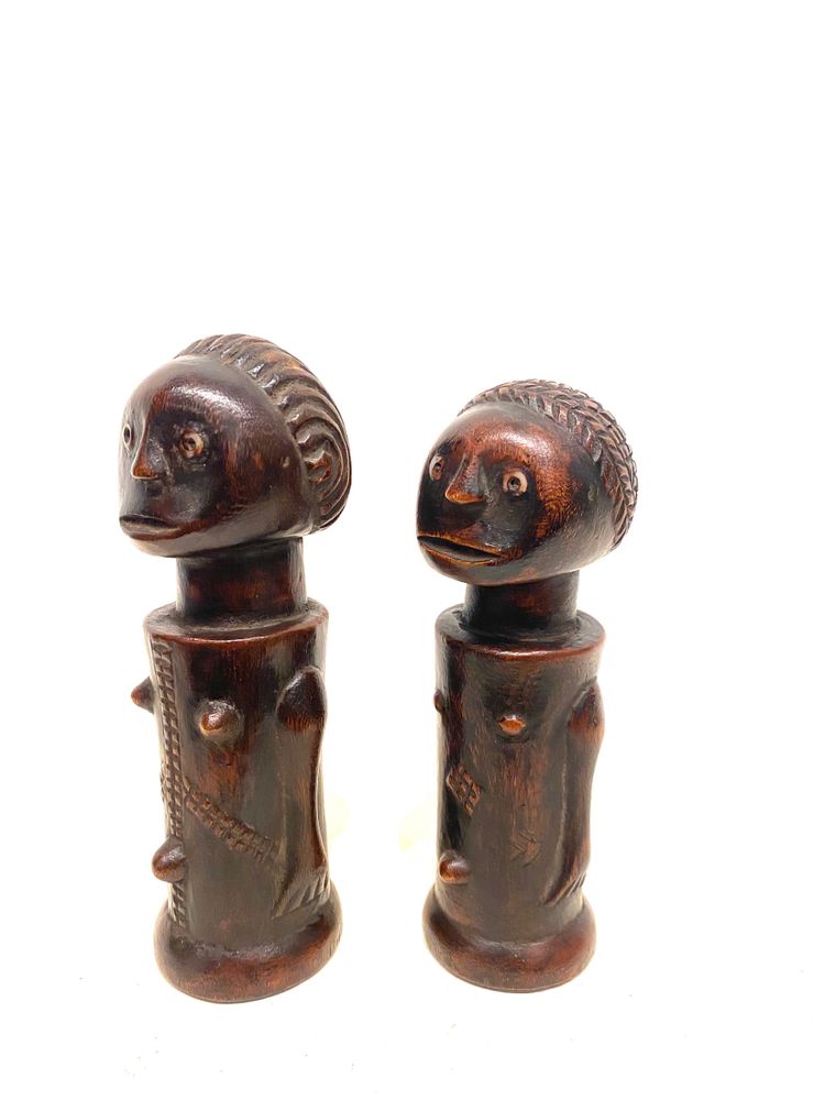 Couple de poupées Mpundu TABWA de RDC