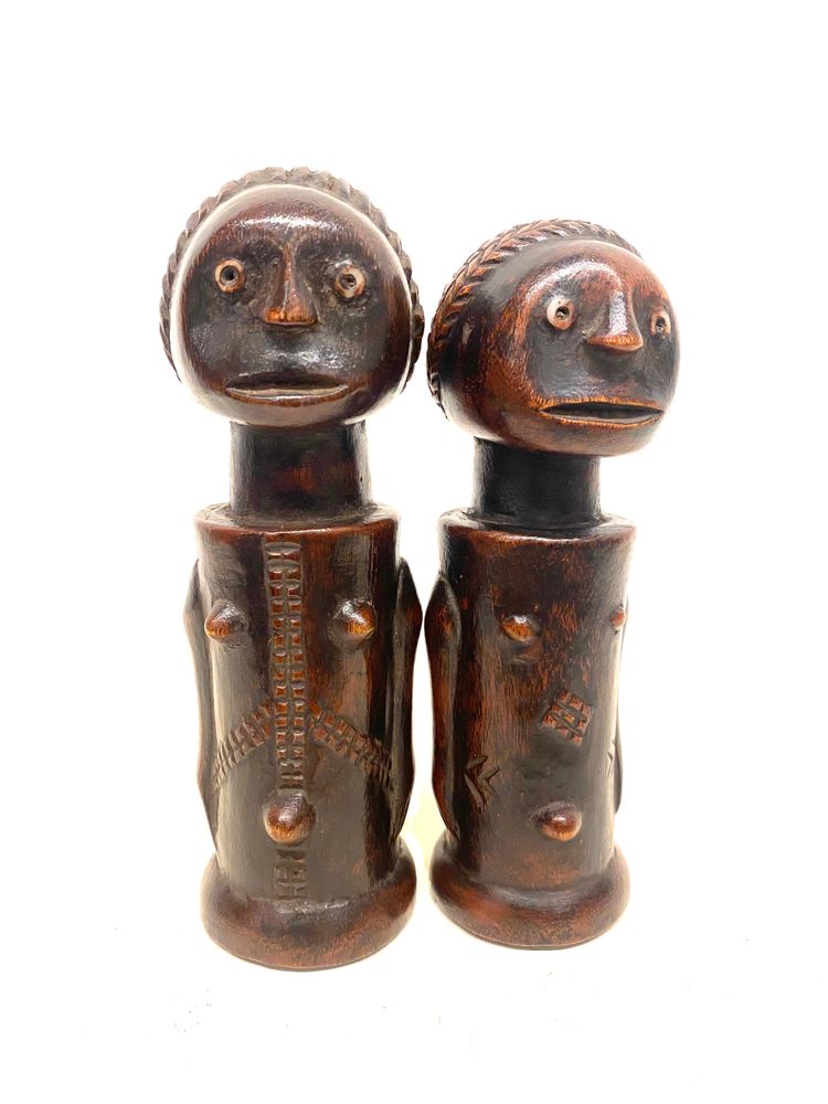 Couple de poupées Mpundu TABWA de RDC