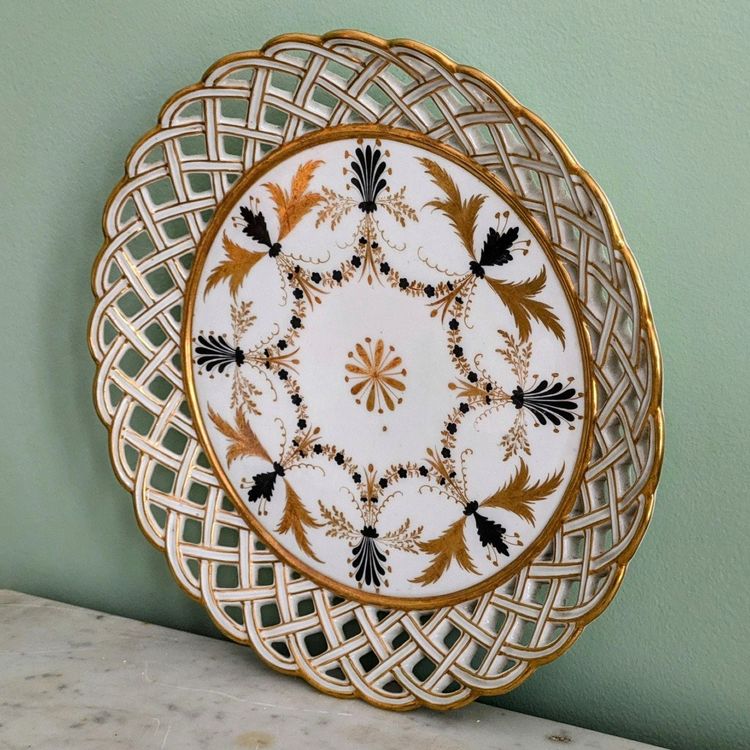 Darte Frères - rare openwork porcelain dish - Consulate, Empire