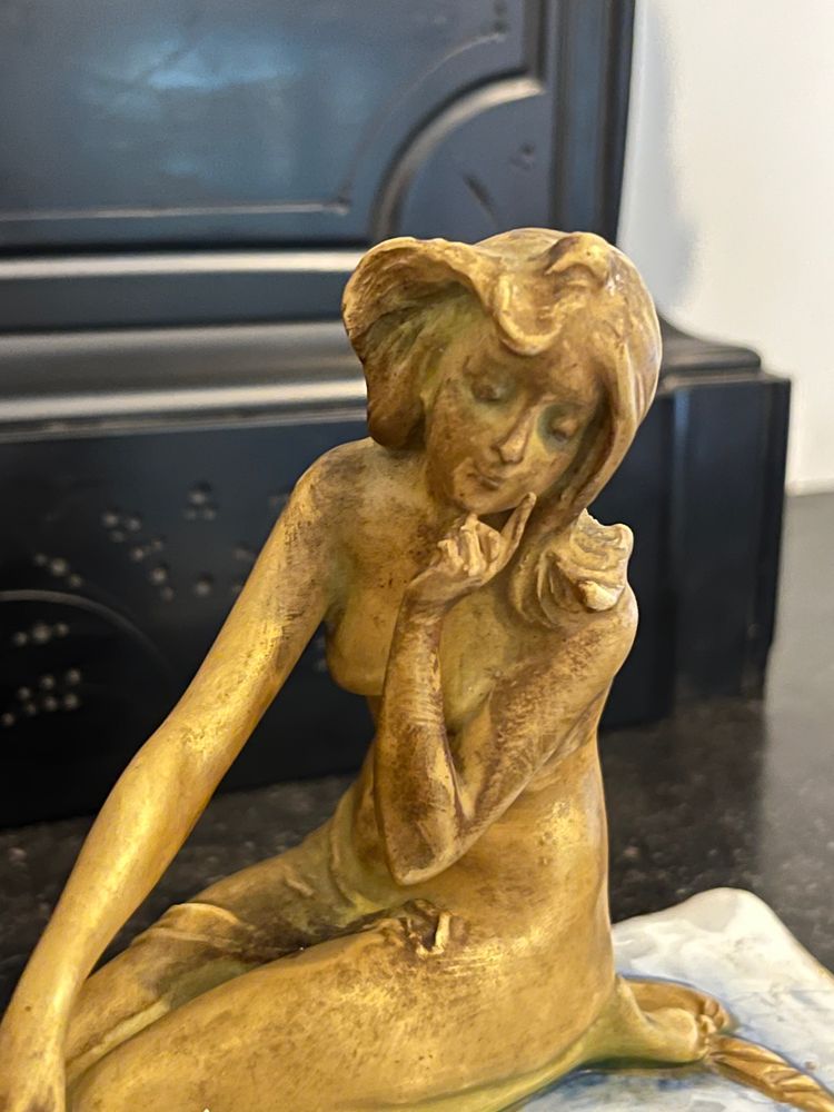Statuette Ernst Wahliss Autriche Art Nouveau 1900