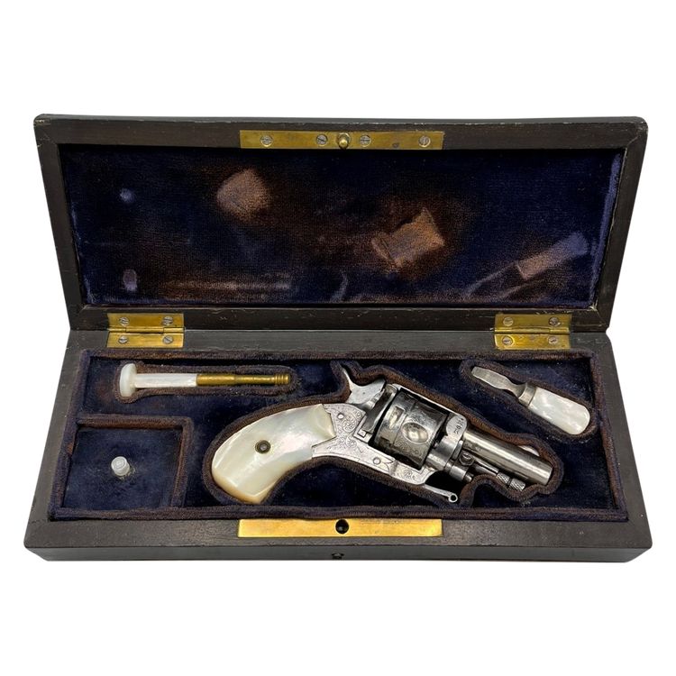 Luxury REVOLVER bulldog box called Puppy - Liège, Belgium - XIXth century