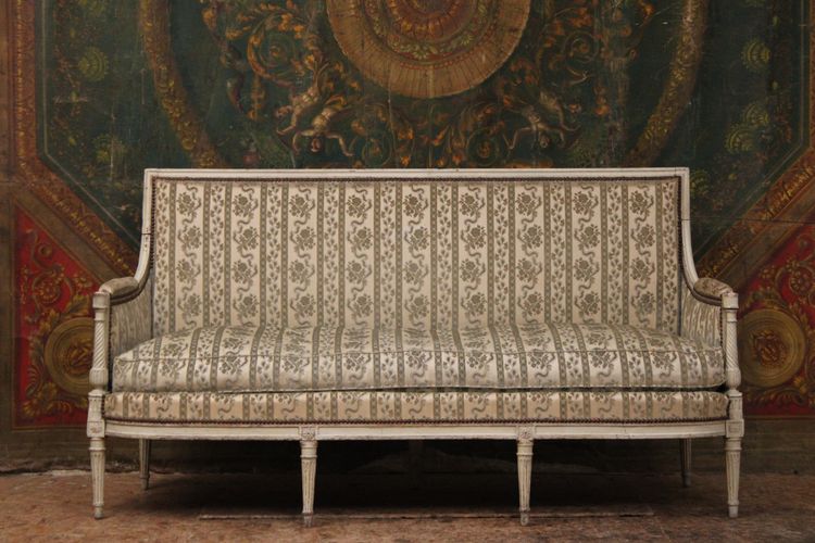 Louis XVI period sofa / bench, stamped G. Jacob, 18th century