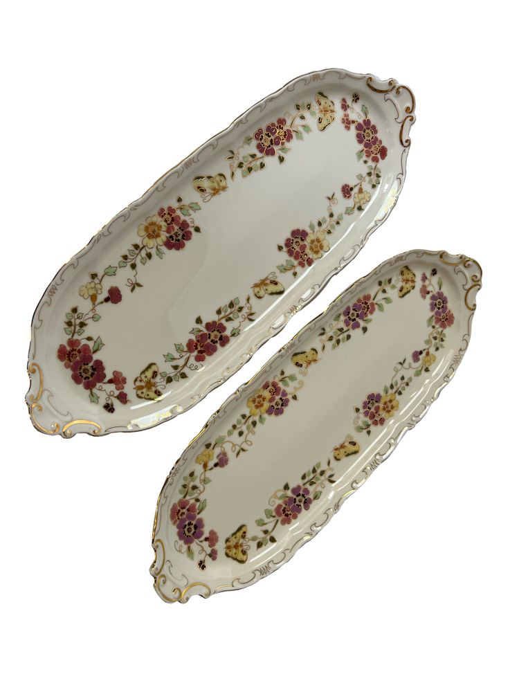 Set di 12 piatti da dessert e 2 piatti grandi - Porcelaine Zsolnay Pécs - Farfalla con disegno floreale