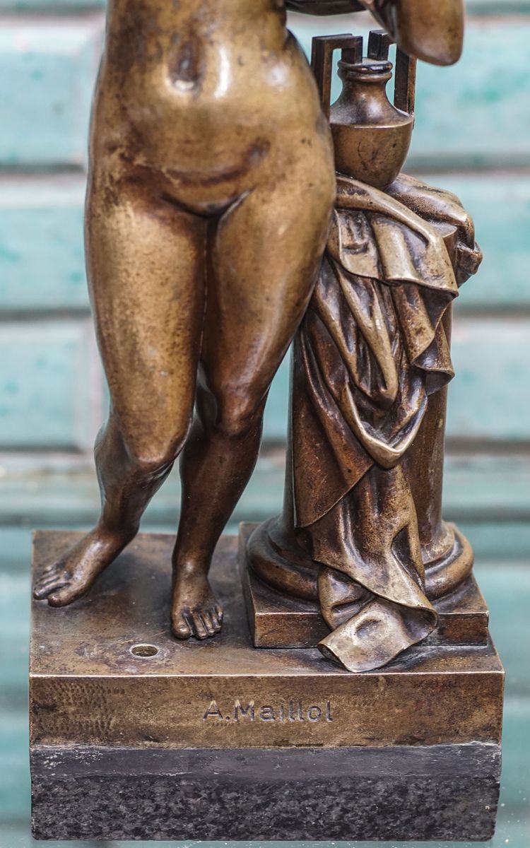 A. MAILLOL - PRADIER James 1790-1852, dopo, Femme ôtant sa chemise, bronzo