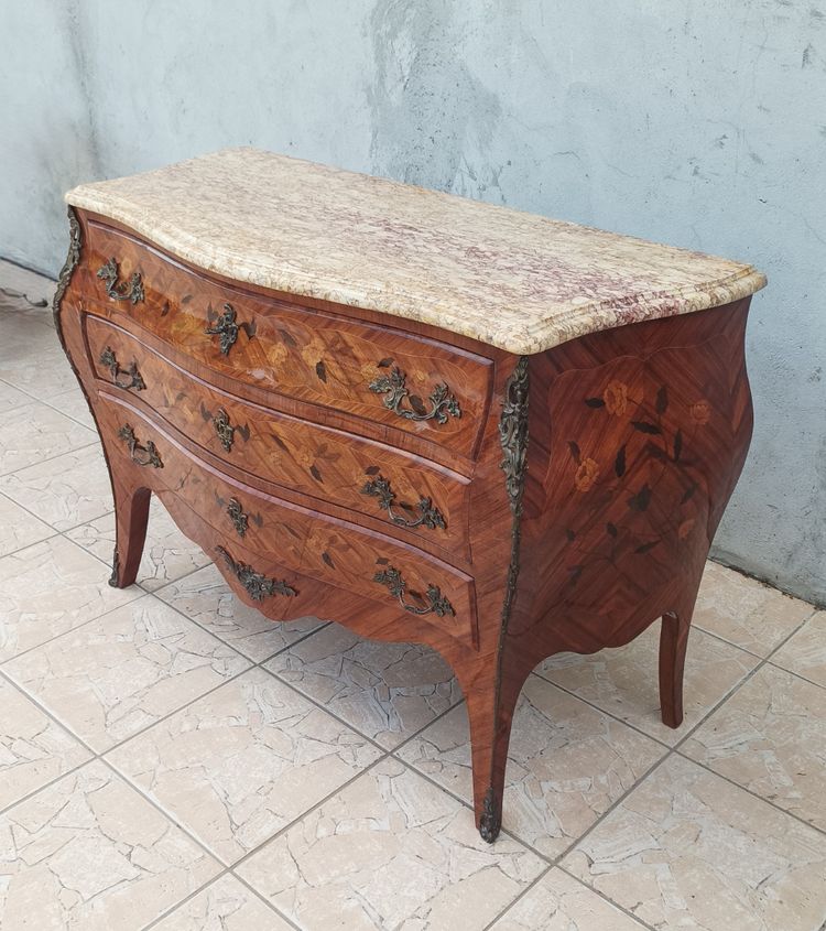 Cassettone curvo Luigi XV in palissandro intarsiato