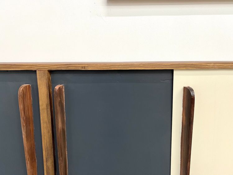 Credenza francese in pino, stile Perriand / Prouvé - 1950 circa